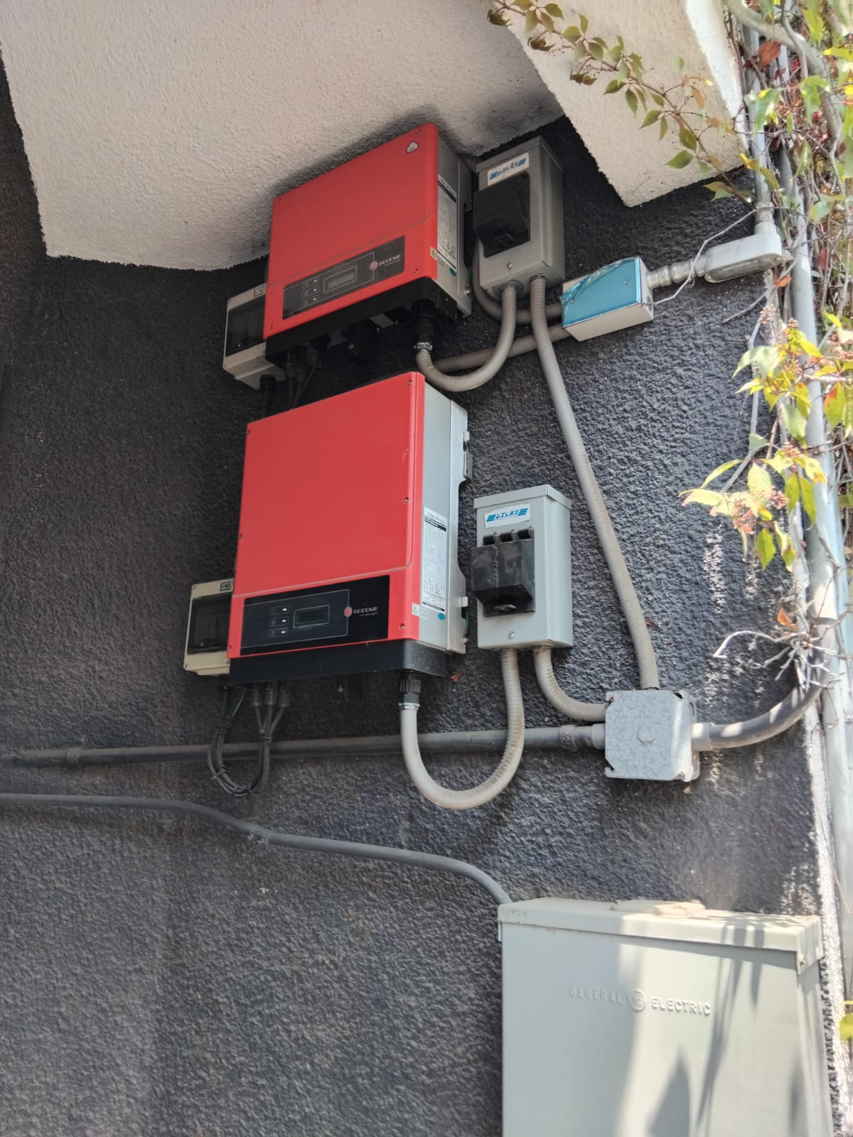 Inversores solares instalados